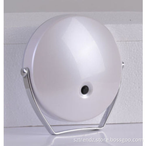 LED lighted cosmetic mirror, 3 x magnifying with built-in LED, 360° rotation for makeup